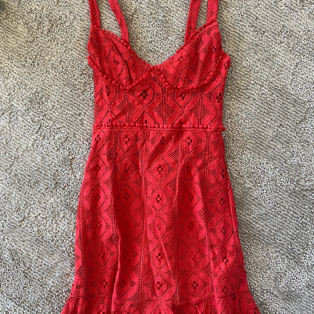 Red Lace Sleeveless Dress